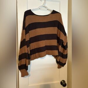 Light weight, oversized crop sweater